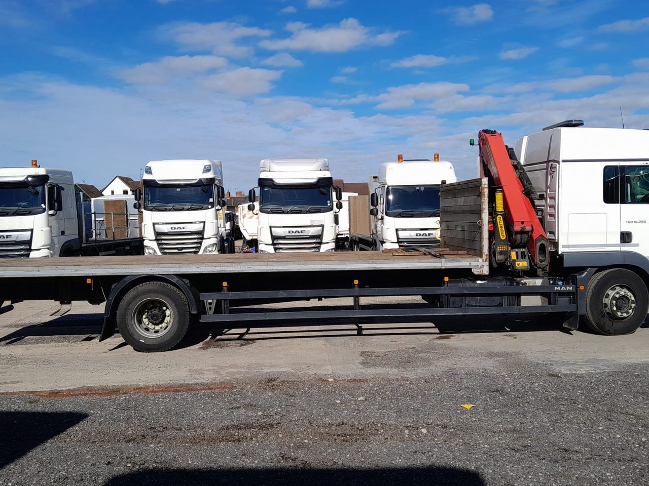 Ready to go MAN TGM 18.290, Flatbed, 290, 18 Tonne, LX Cab, ZF 12-Speed TipMatic Automatic, Air Conditioning, Reading Light, Electric Windows, In-Cab Storage, 2 Spot Lights On Cab Roof, , Palfinger, PK 19001 SLD 5 B | for sale at MV Commercial, the UKs leading Truck, Trailers and Van supplier. (SN20YDF 926385)