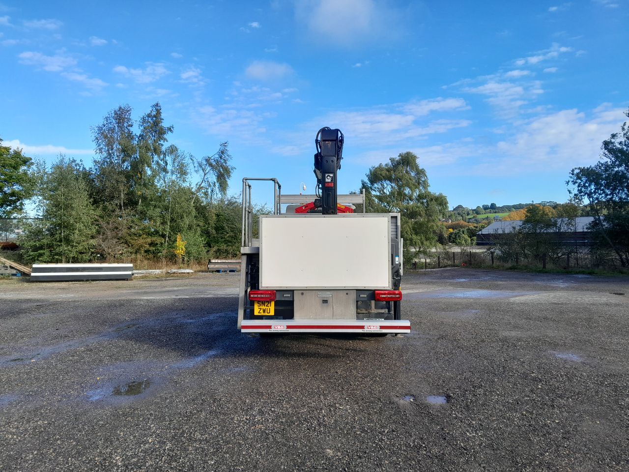 Ready to go DAF LF 290, Brick Grabs, 290, 18 Tonne, Day Cab, 6-Speed AS Tronic 6AS1000 OD, 6.75-0.78 Automatic Gearbox, 3 Seats in Cab, Adaptive Cruise Control, Advanced Emergency Braking System (AEBS), Air Conditioning, Armrest - Driver Seat Only, , HIAB, X-HIDUO 118 B-1	 | for sale at MV Commercial, the UKs leading Truck, Trailers and Van supplier. (SN21ZWU 926577)