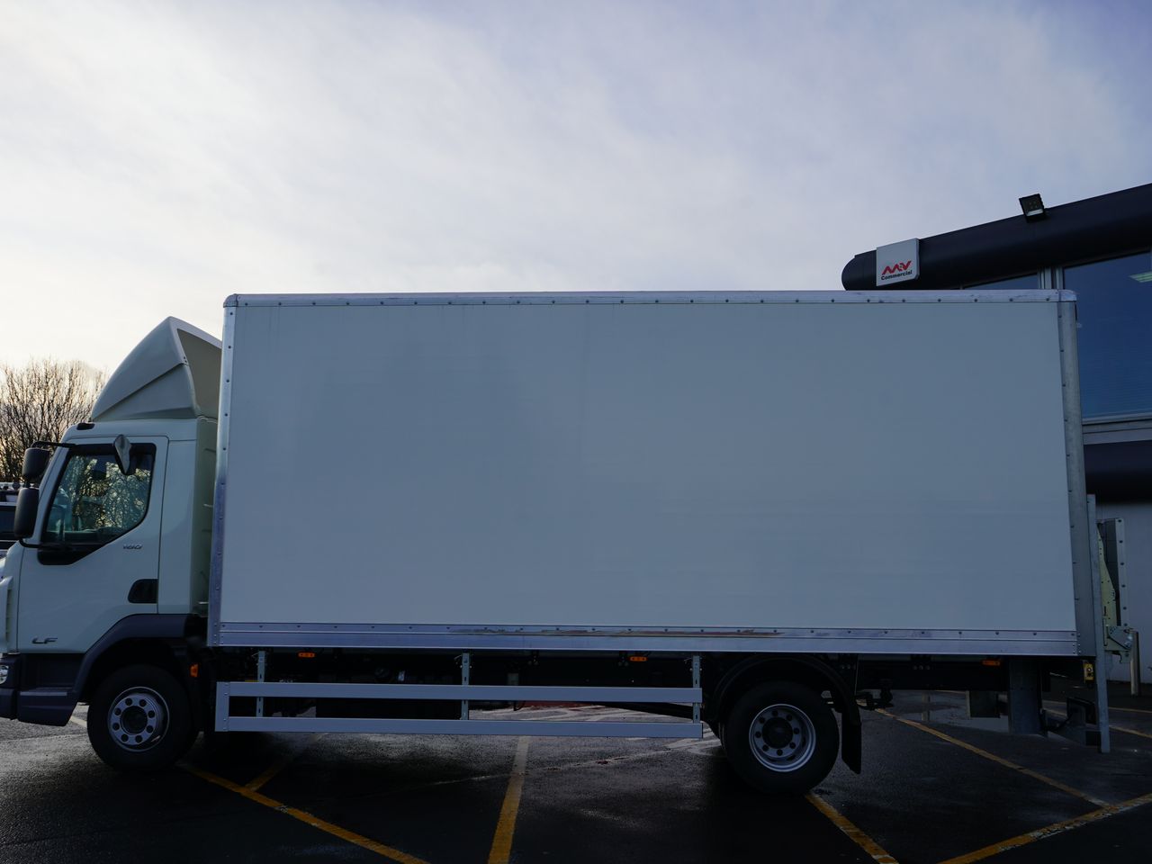 2023 DAF LF 180 Box for sale at MV Commercial