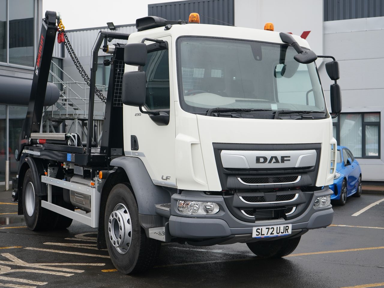 2023 DAF LF 290 Skip Loader for sale at MV Commercial