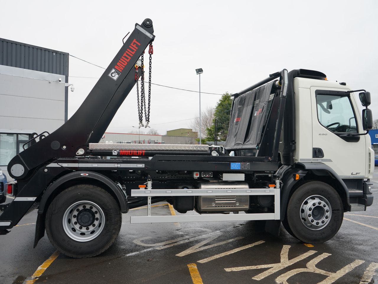 2023 DAF LF 290 Skip Loader for sale at MV Commercial