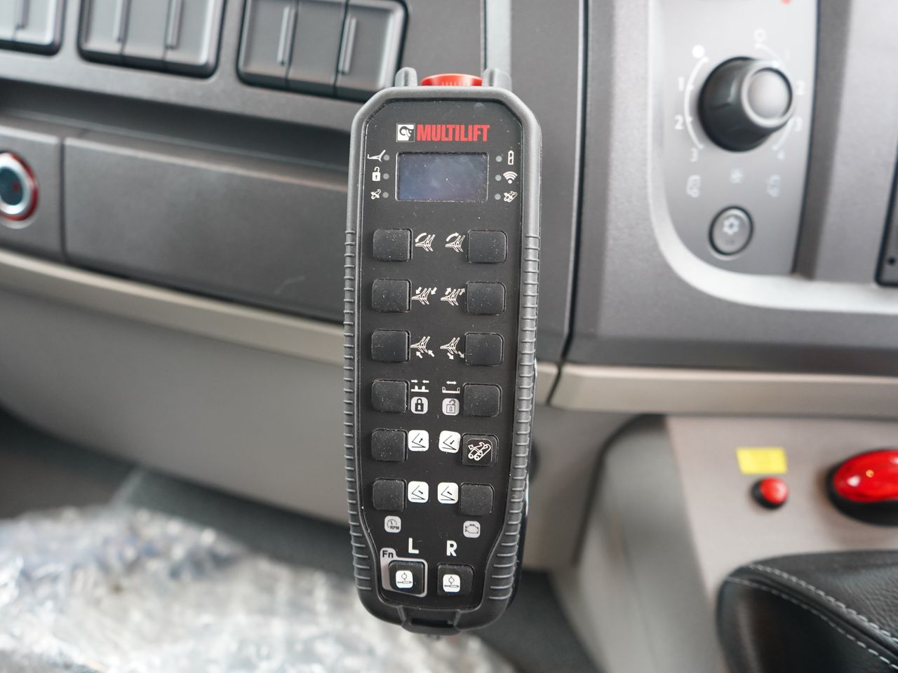 2023 DAF LF 290 Skip Loader for sale at MV Commercial