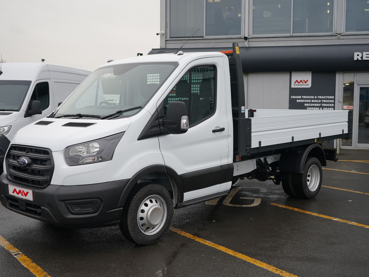 2022 Ford Ford transit 350 L2 RWD 2.0 Ecoblue 130ps Tipper Tipper for sale at MV Commercial