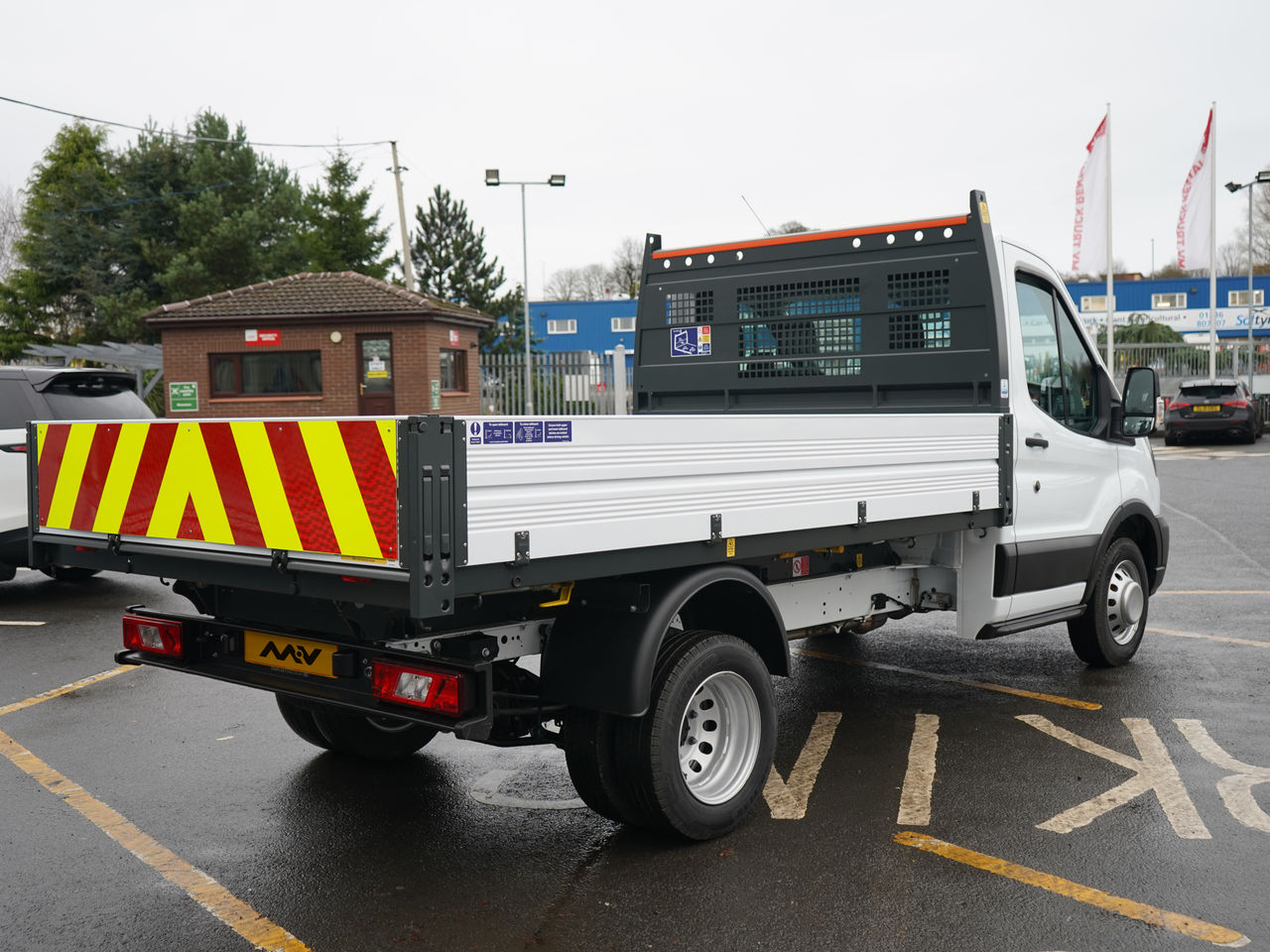 2022 Ford Ford transit 350 L2 RWD 2.0 Ecoblue 130ps Tipper Tipper for sale at MV Commercial