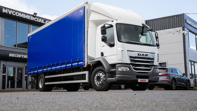 Check out this  - DAF XB290 (SN25XRH)