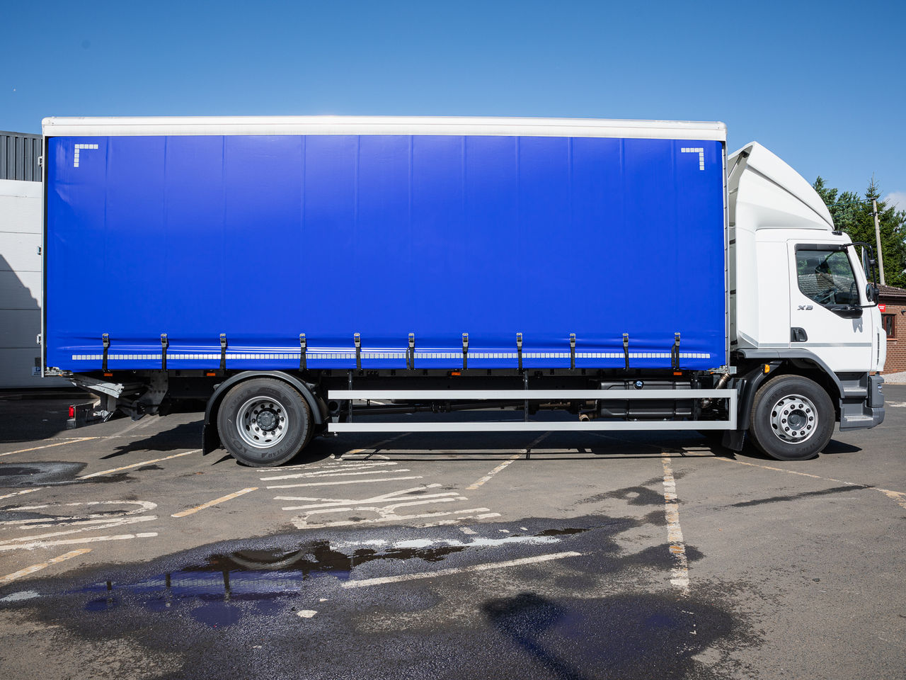 2025 DAF XB290 Curtainsider for sale at MV Commercial