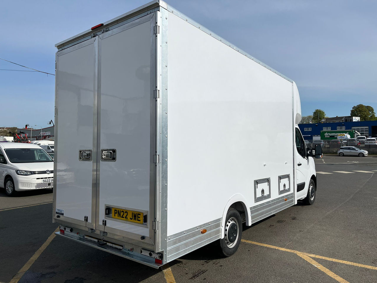 Ready to go Renault Master, Box, , Under 3.5 Tonne, Day Cab, 6-Speed Manual Gearbox, Drivers Seat & Twin Passenger Seats, Radio/USB, Sat Nav, Rear Barn Doors, , -, - | for sale at MV Commercial, the UKs leading Truck, Trailers and Van supplier. (PN22JWE 961795)