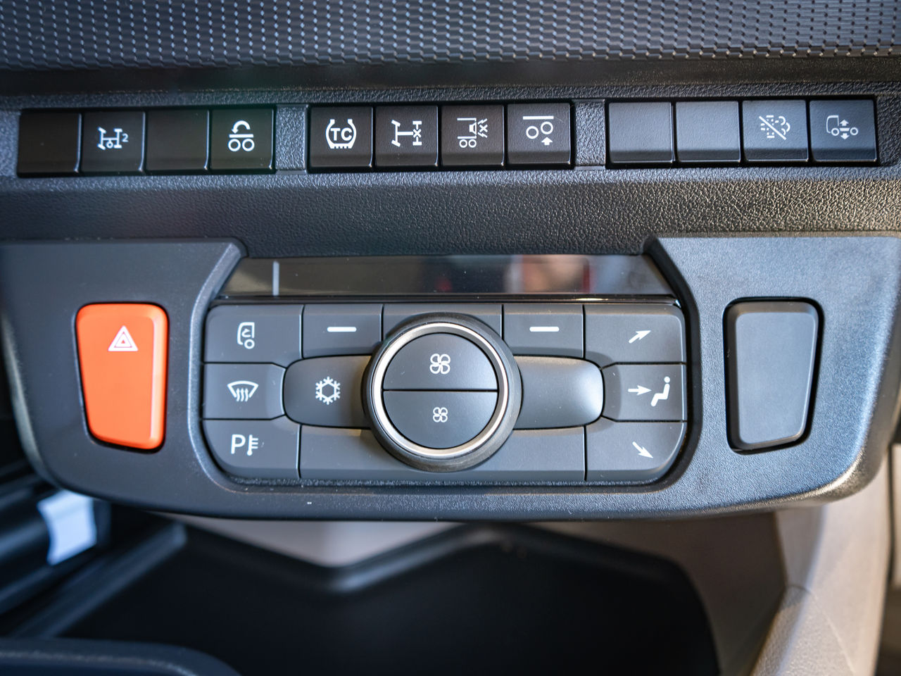 2025 DAF FTN XG530 Tractor Unit for sale at MV Commercial