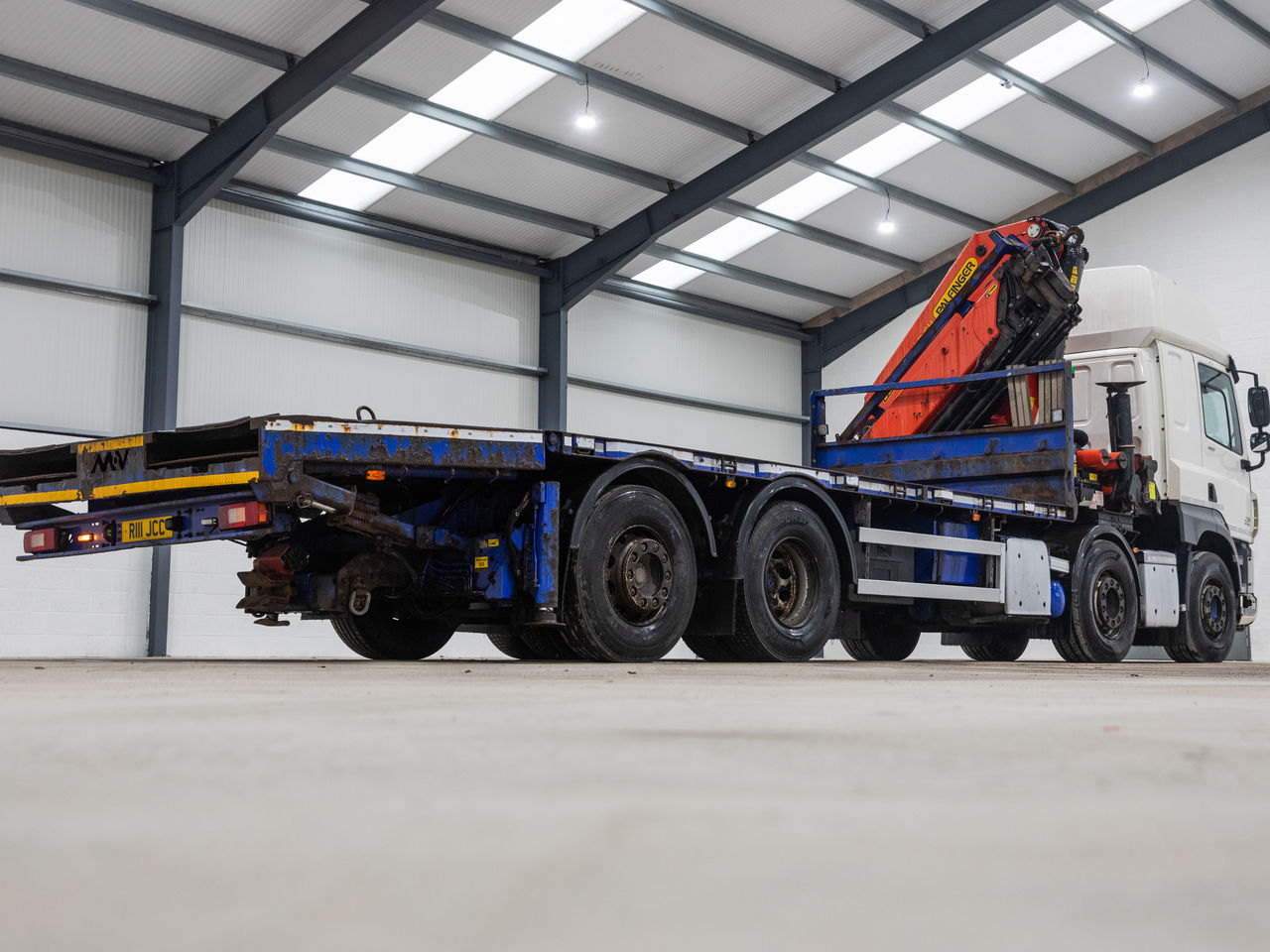 2016 DAF CF 460 Hydraulic Beavertail for sale at MV Commercial