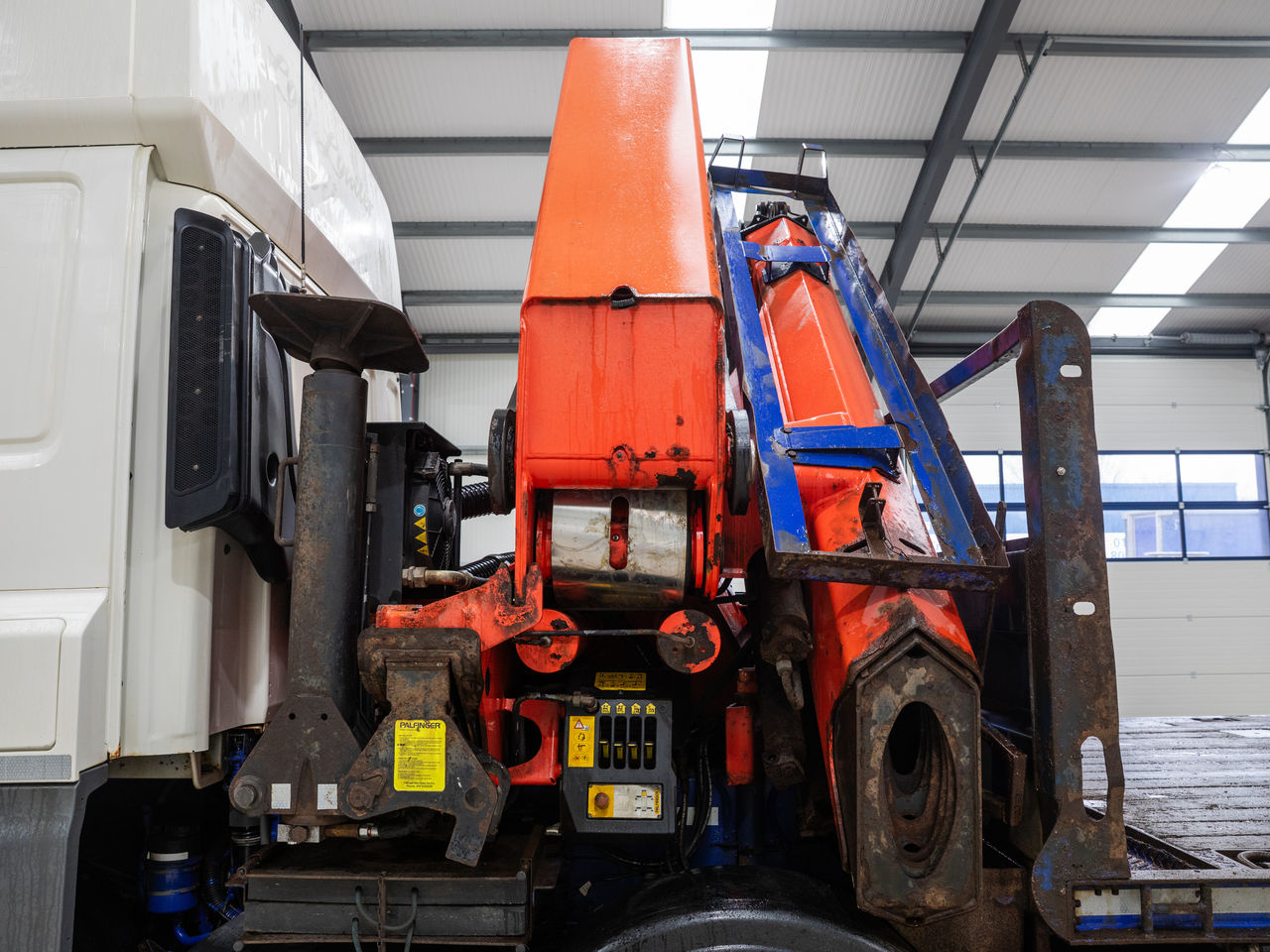 2016 DAF CF 460 Hydraulic Beavertail for sale at MV Commercial