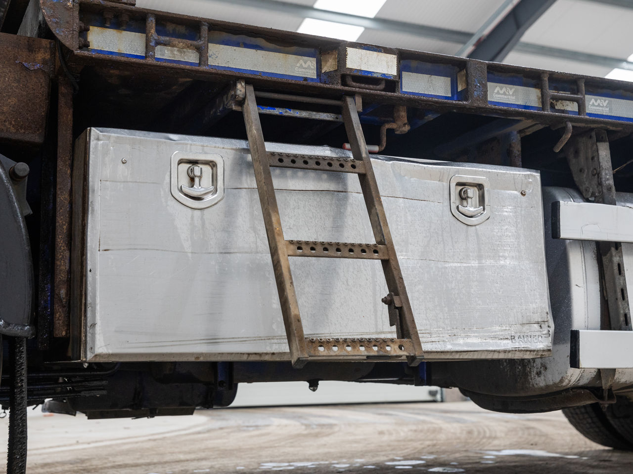 2016 DAF CF 460 Hydraulic Beavertail for sale at MV Commercial