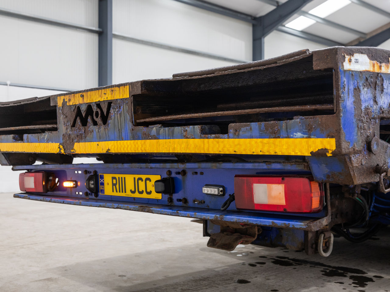 2016 DAF CF 460 Hydraulic Beavertail for sale at MV Commercial