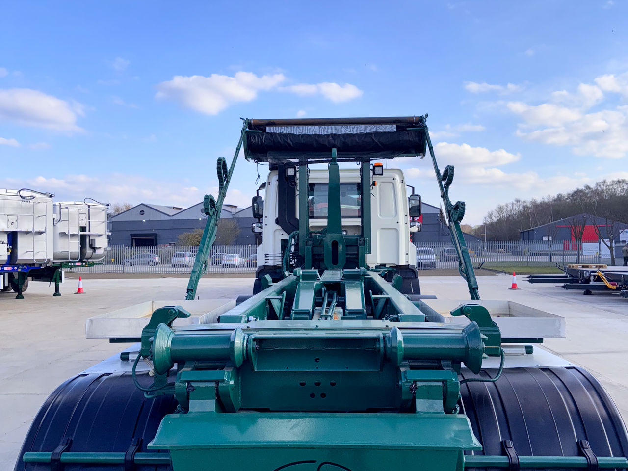 2022 DAF CF 450 Hook Loader for sale at MV Commercial