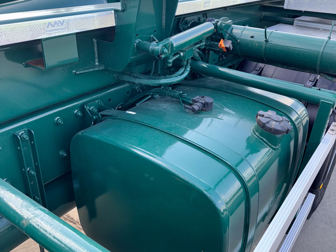 2022 DAF CF 450 Hook Loader for sale at MV Commercial