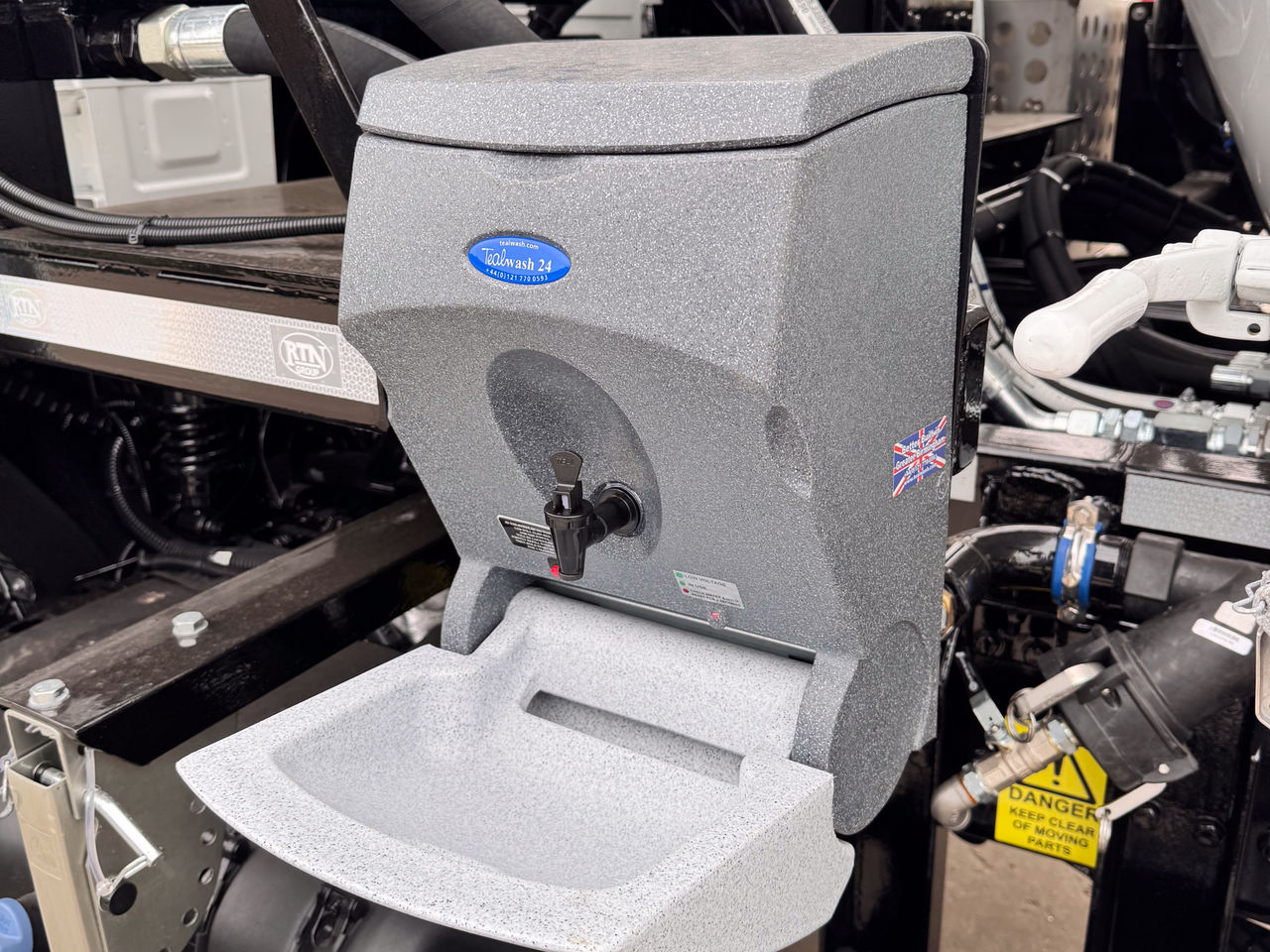  DAF XD 450 Jet-Vac Combination Unit for sale at MV Commercial