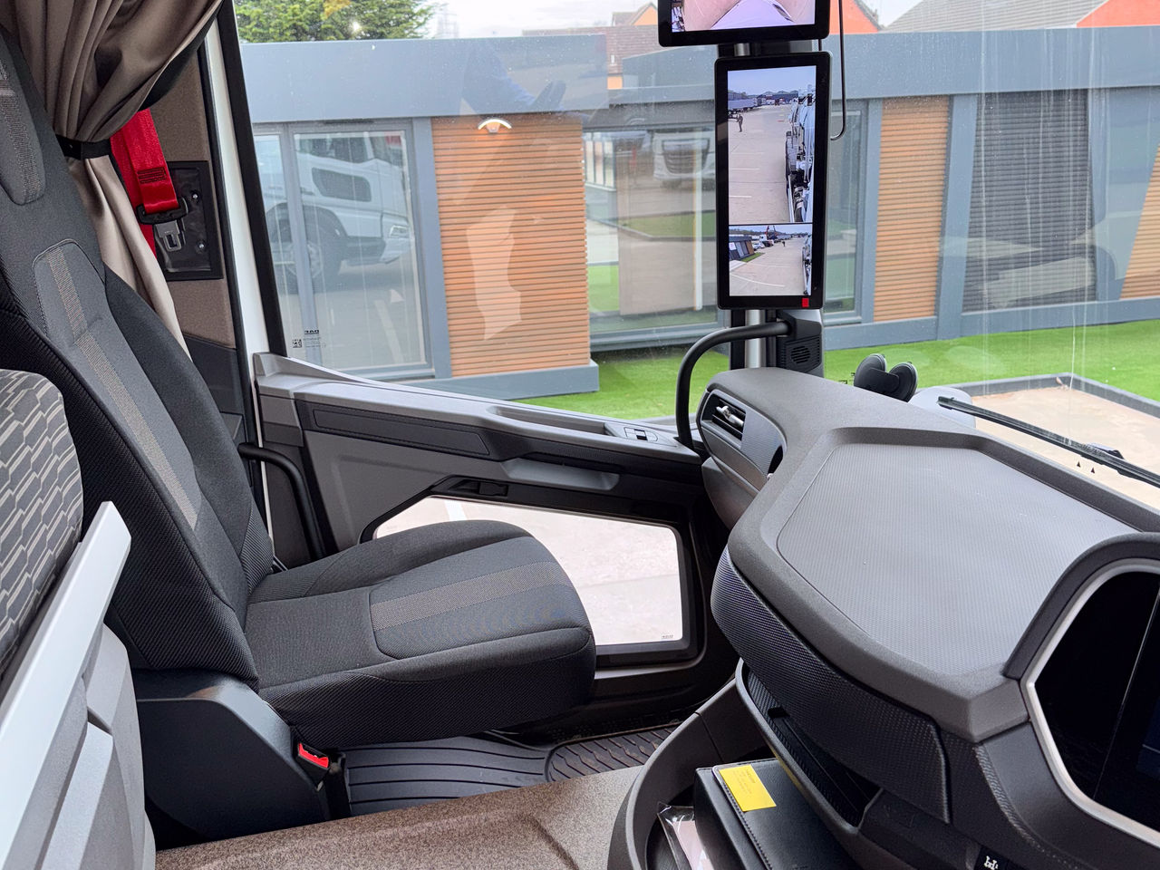  DAF XD 450 Jet-Vac Combination Unit for sale at MV Commercial