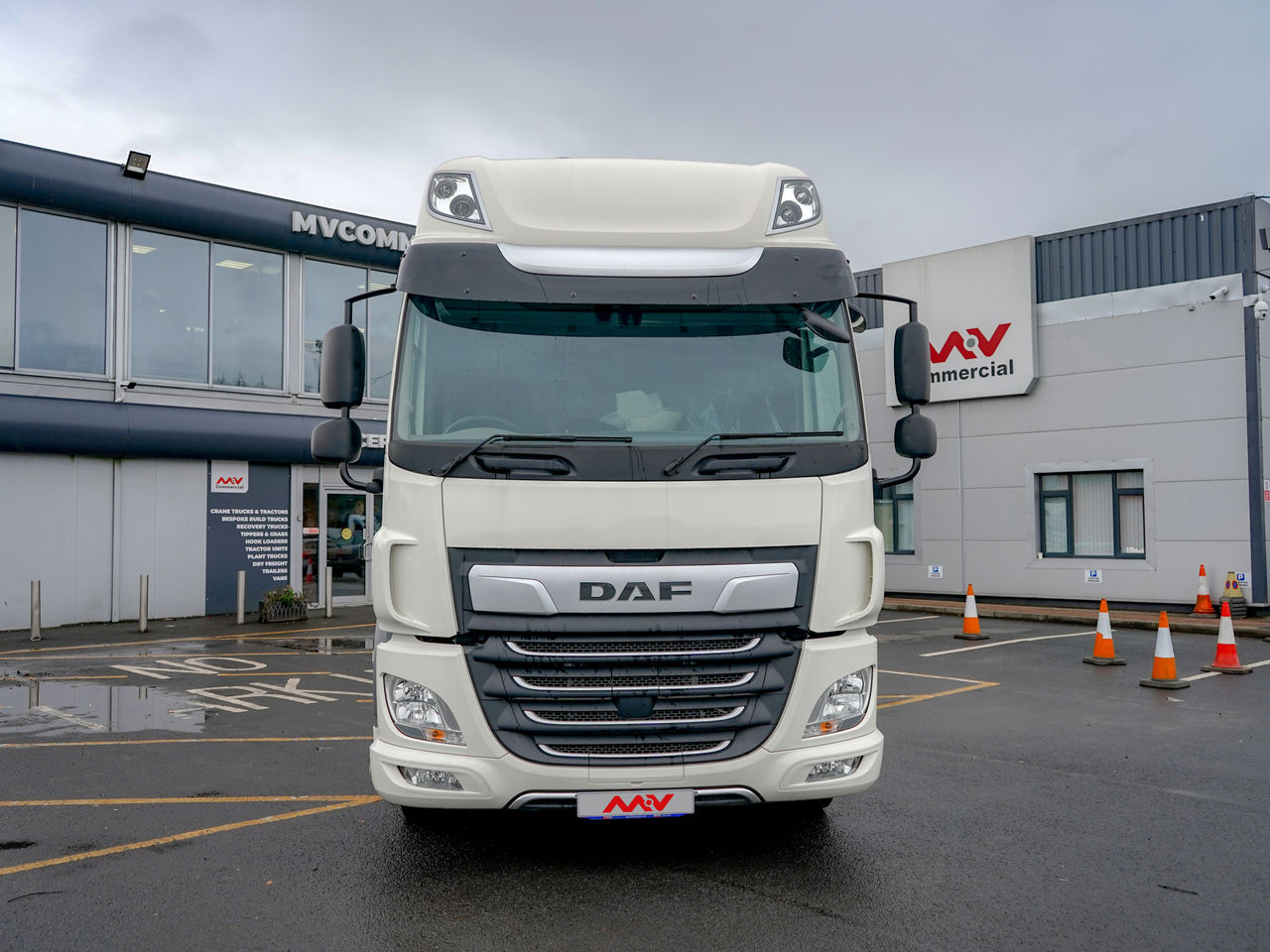 Ready to go DAF CF 320, Flatbed, 320, 18 Tonne, Space Cab, Automatic, 28mm Keruing Hardwood Floor, Air Conditioning, Cab Heater, Cab Sunvisor , Crane Remote Battery and Spare Battery Charger, , HIAB, 188 B-3 | for sale at MV Commercial, the UKs leading Truck, Trailers and Van supplier. (SN73YFF 96992)