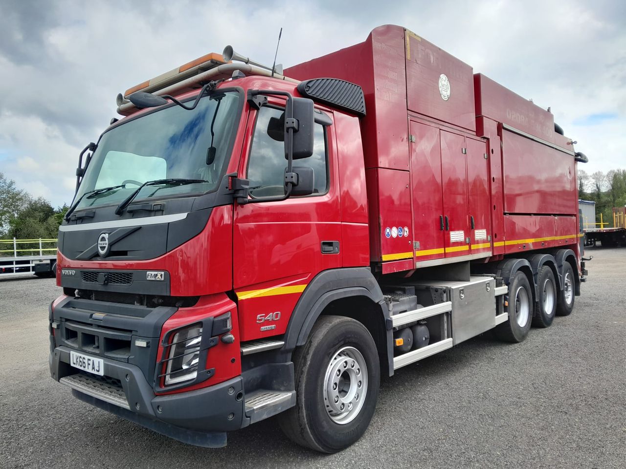 Ready to go Volvo FMX, Suction Excavator , , 32 Tonne, Day Cab, Automatic, Multi Function Steering Wheel, Air Conditioning, CD Player, 2 Seats in Cab, Radio Remote, , -, - | for sale at MV Commercial, the UKs leading Truck, Trailers and Van supplier. (LK66FAJ 970416)
