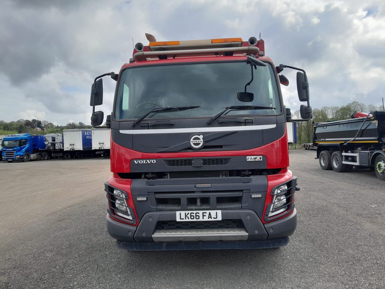 Ready to go Volvo FMX, Suction Excavator , , 32 Tonne, Day Cab, Automatic, Multi Function Steering Wheel, Air Conditioning, CD Player, 2 Seats in Cab, Radio Remote, , -, - | for sale at MV Commercial, the UKs leading Truck, Trailers and Van supplier. (LK66FAJ 970424)