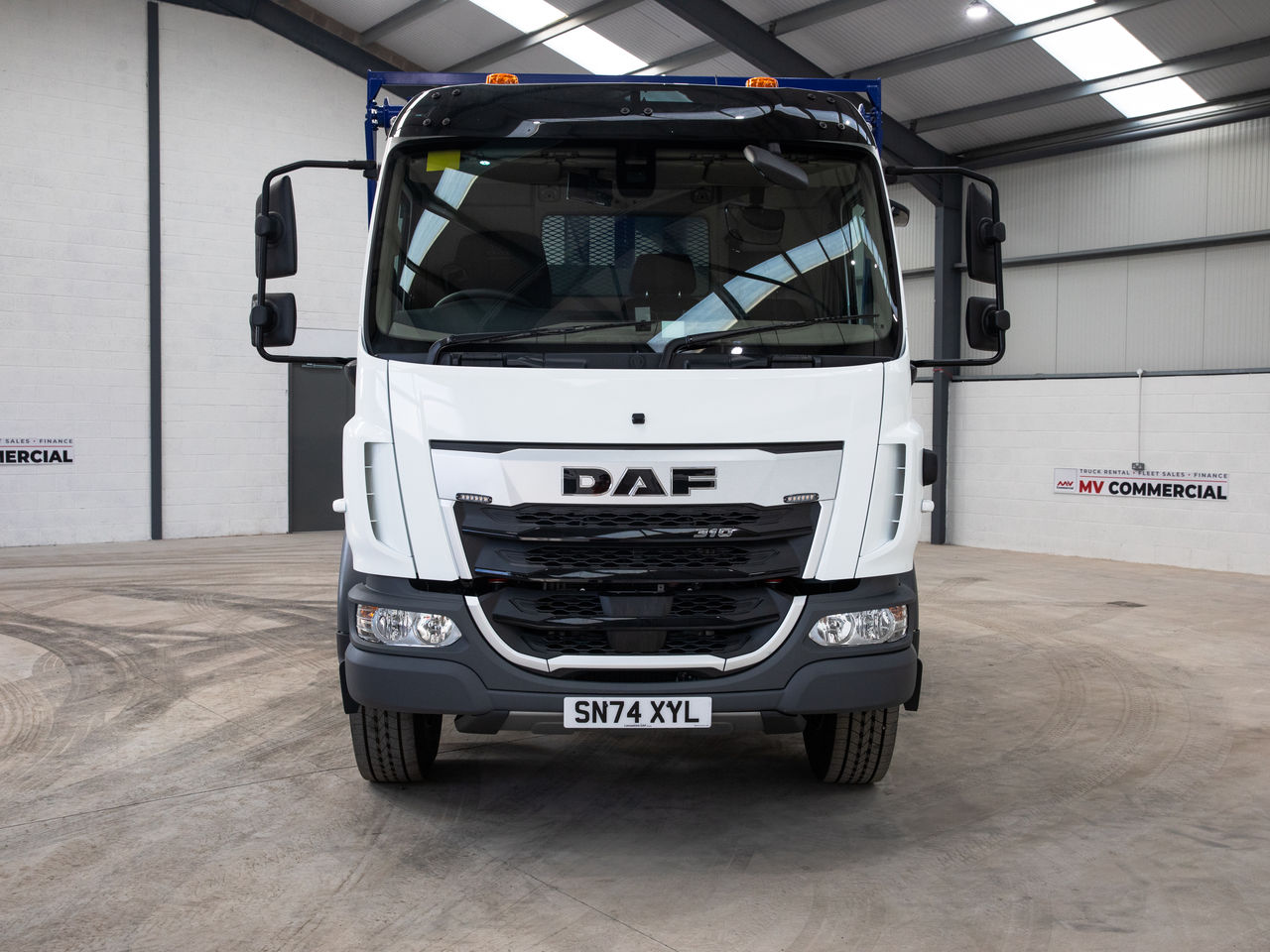 Ready to go DAF XBC310, Skip Loader, 310, 18 Tonne, Day Cab, Manual, Radio Remote, Cab Sunvisor , Sheeting System, Reversing Camera, Multi Function Steering Wheel, , Boughton, - | for sale at MV Commercial, the UKs leading Truck, Trailers and Van supplier. (M23NFS 970652)