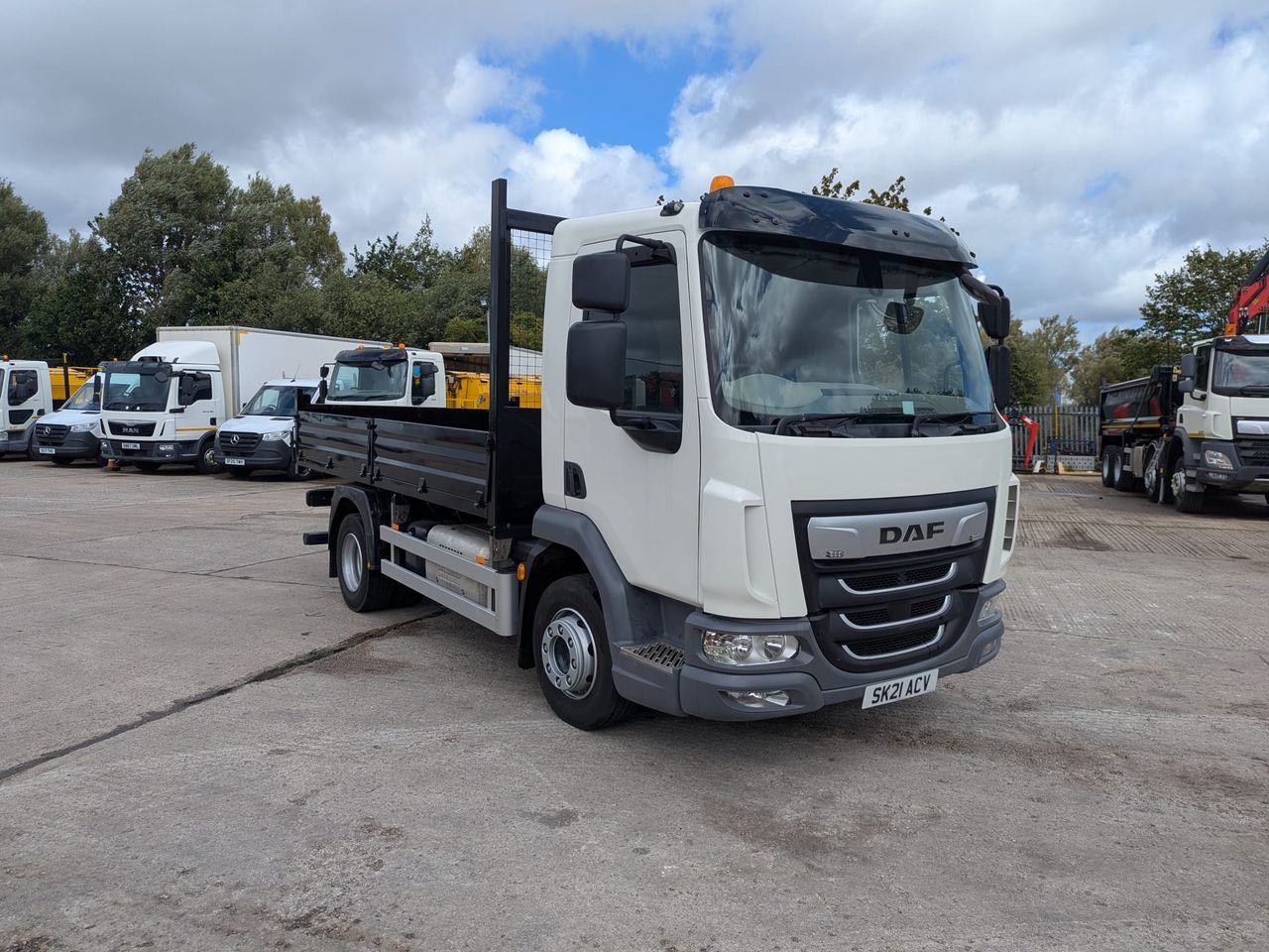 Ready to go DAF LF 220, Tipper, 210, 10 Tonne, Day Cab, Manual, Chute Rack and Three Chutes, Chapter 8 Markings, Binotto Ram, 3 Seats in Cab, Low Vision Window in Door, , -, - | for sale at MV Commercial, the UKs leading Truck, Trailers and Van supplier. (SK21ACV 973931)