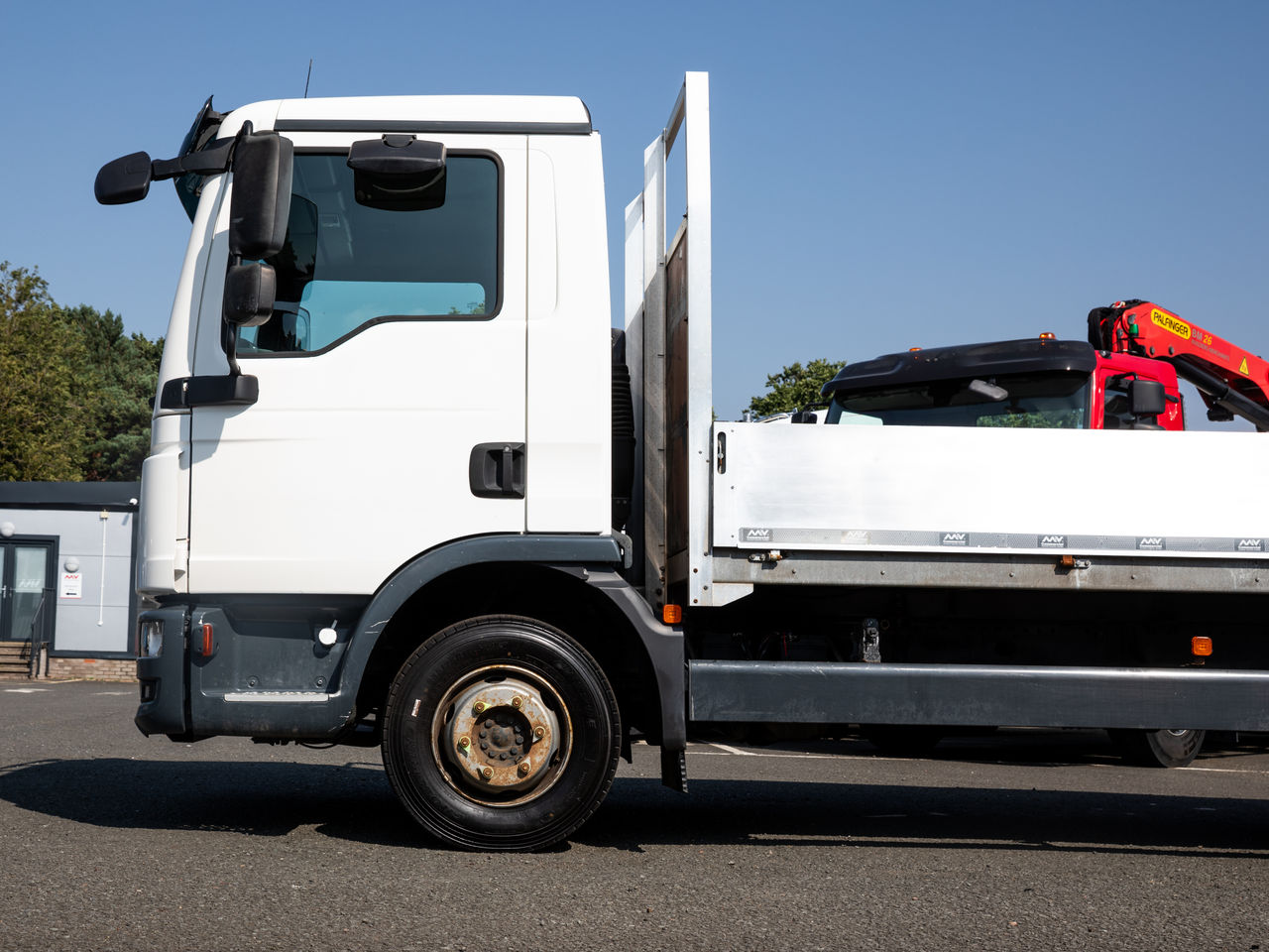 2016 MAN TGL 10.180 Scaffolding for sale at MV Commercial