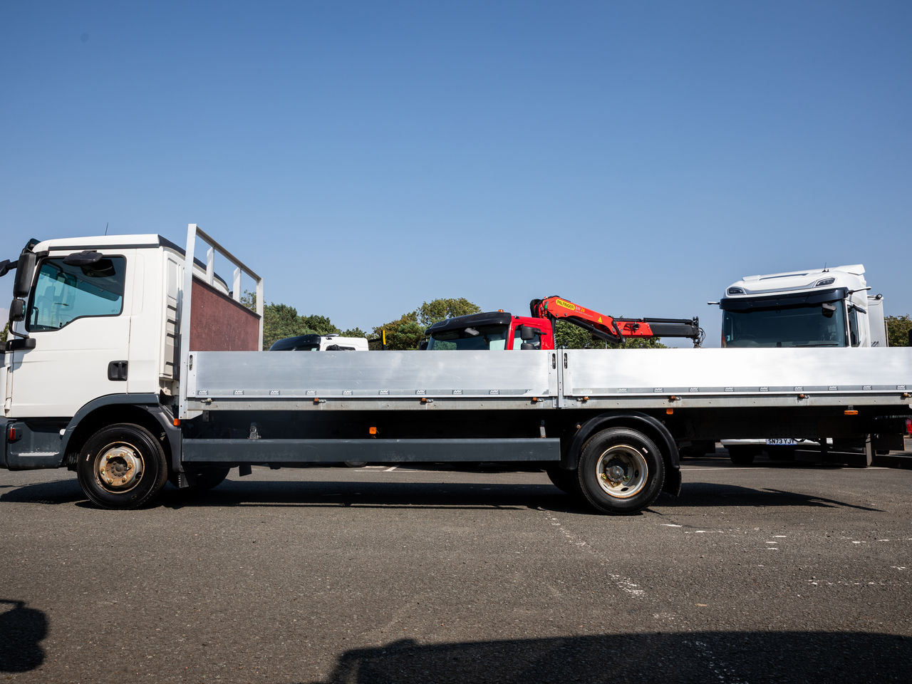 2016 MAN TGL 10.180 Scaffolding for sale at MV Commercial