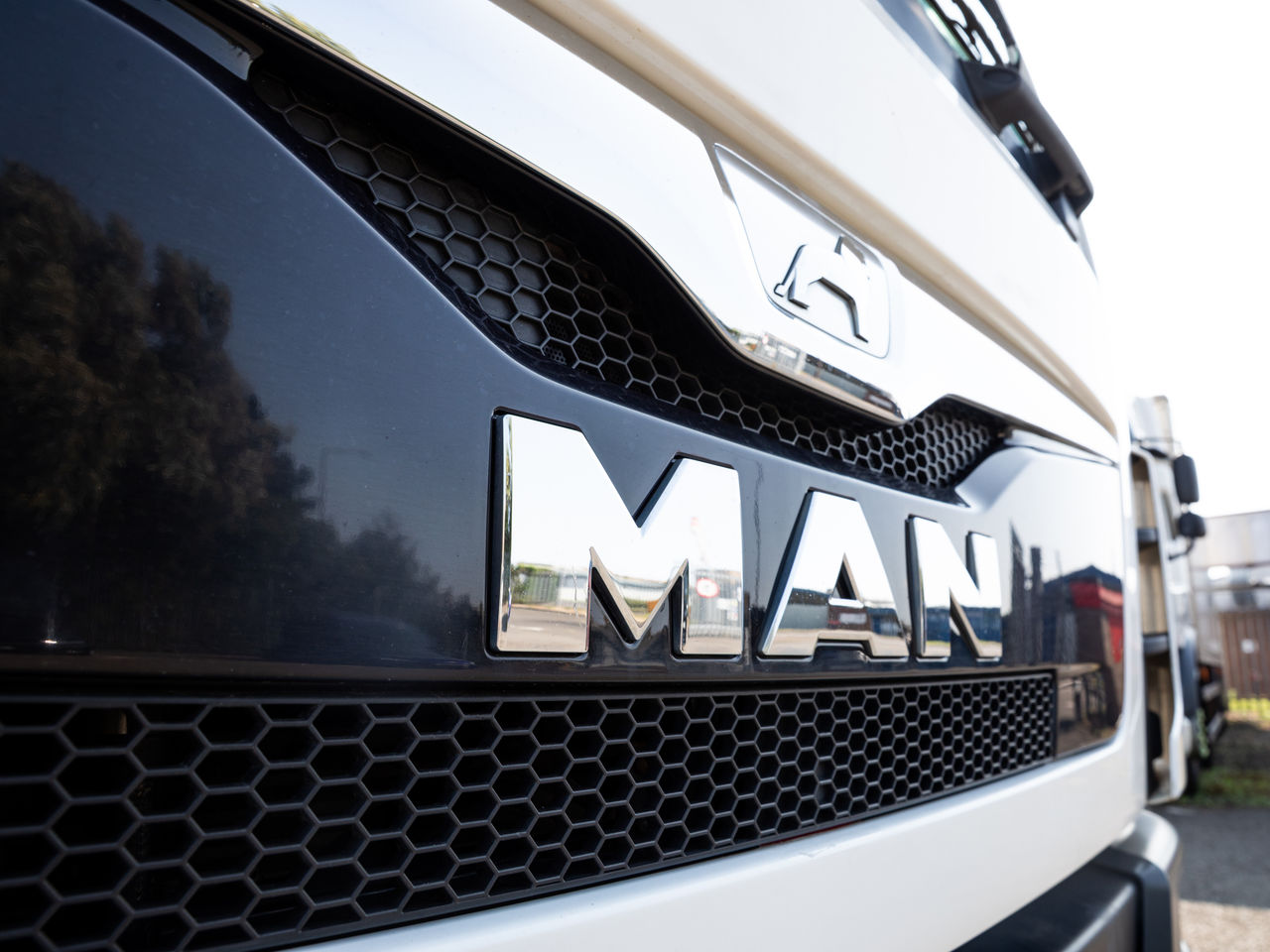 2016 MAN TGL 10.180 Scaffolding for sale at MV Commercial