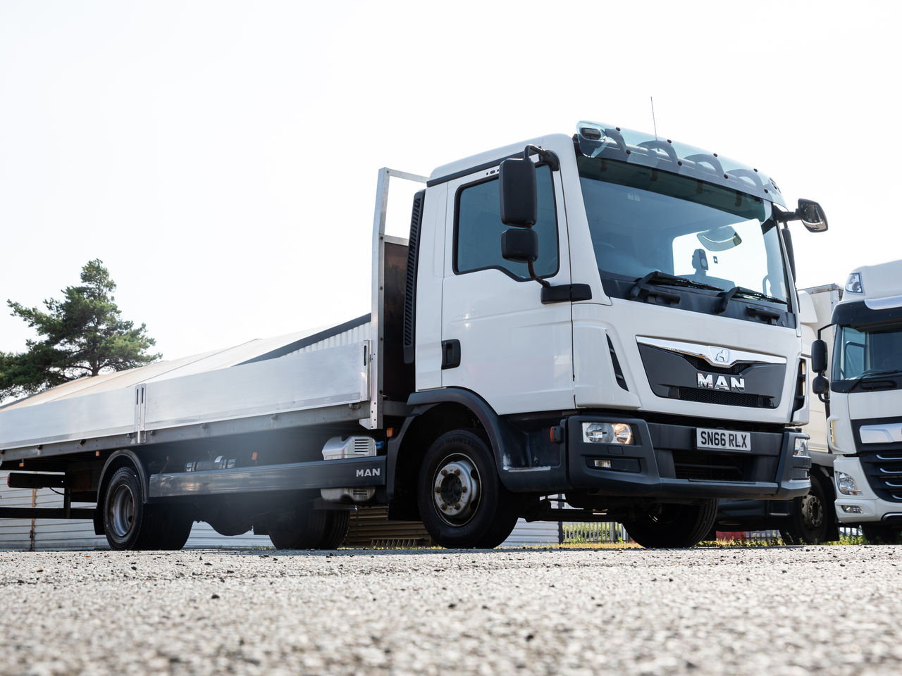 2016 MAN TGL 10.180 Scaffolding for sale at MV Commercial