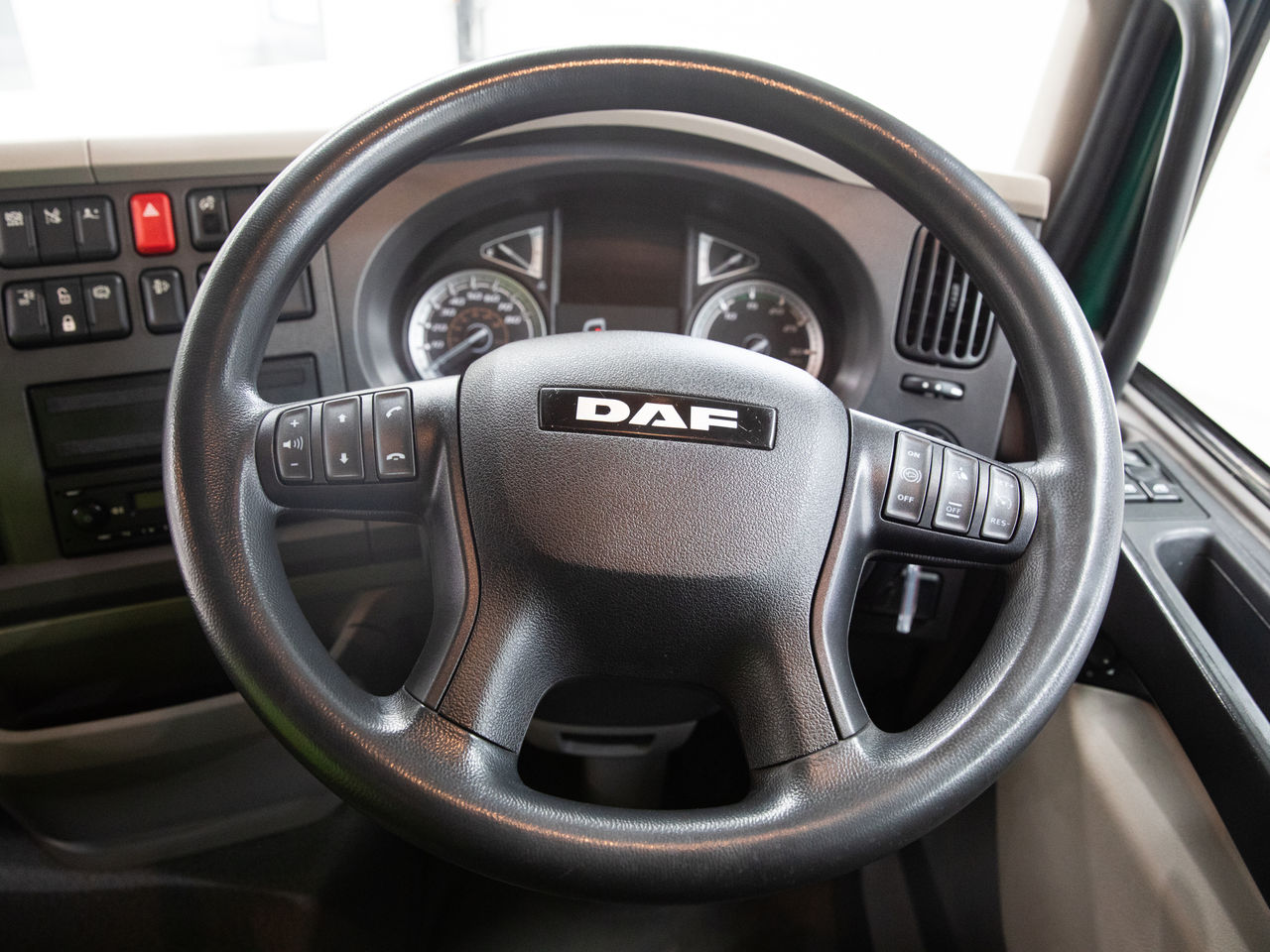 2023 DAF LF 290 Curtainsider for sale at MV Commercial