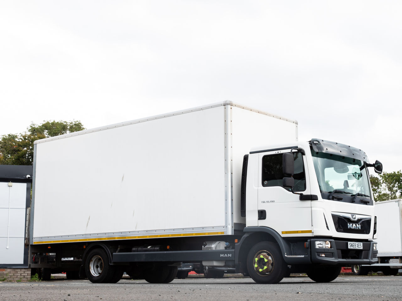 2019 MAN TGL 10.190 Box for sale at MV Commercial