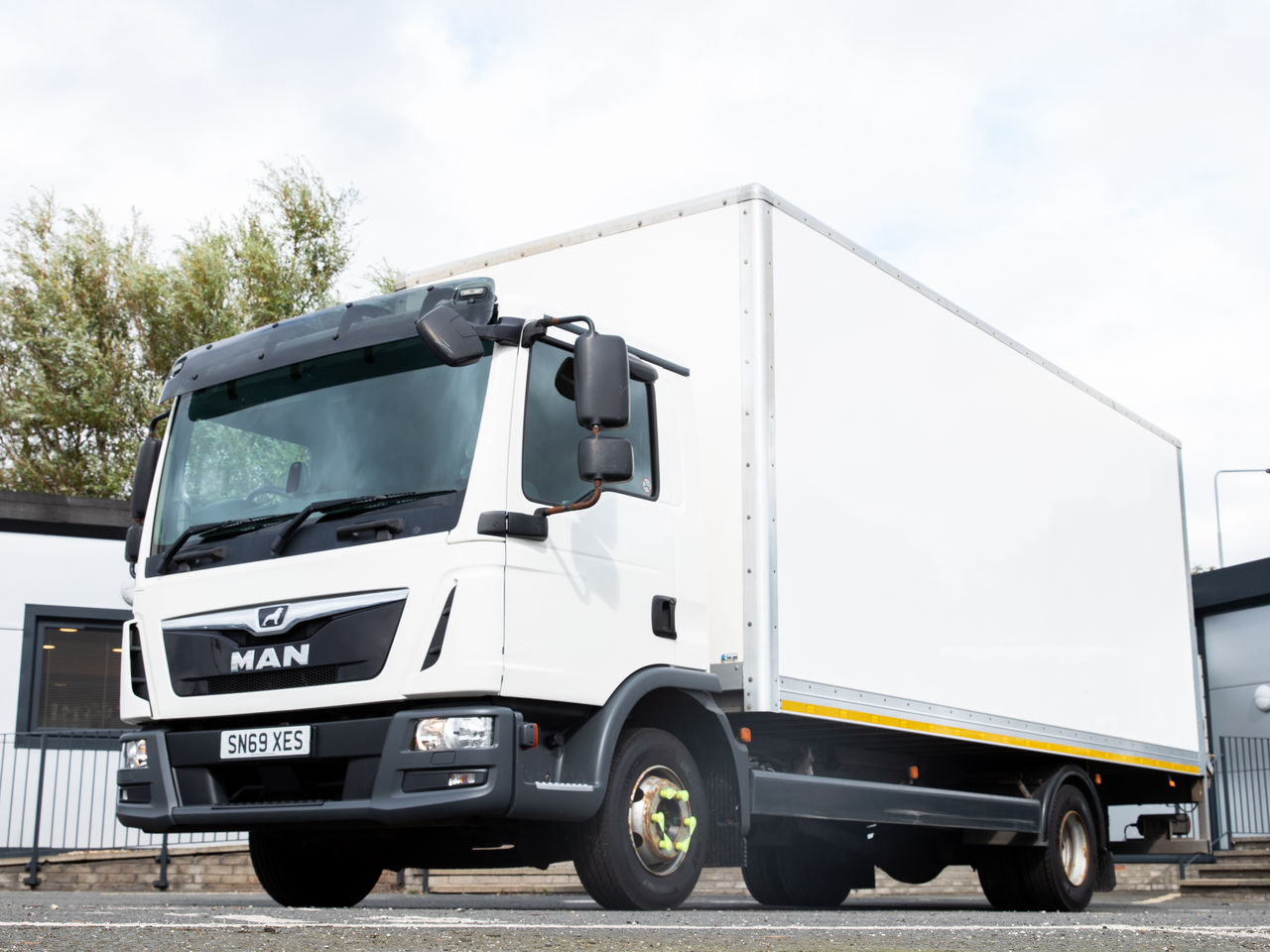 2019 MAN TGL 10.190 Box for sale at MV Commercial