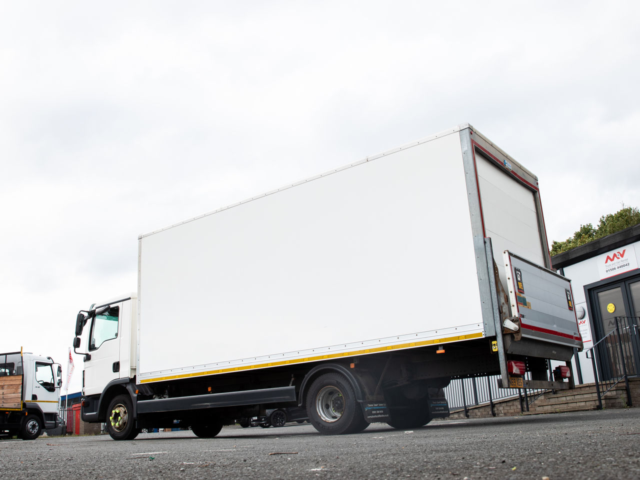 2019 MAN TGL 10.190 Box for sale at MV Commercial