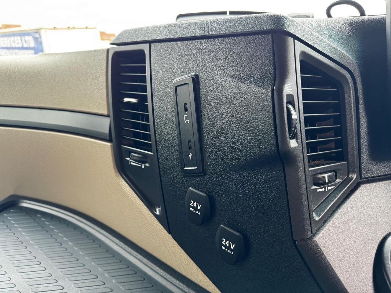 2023 Mercedes-Benz Actros  Tractor Unit for sale at MV Commercial