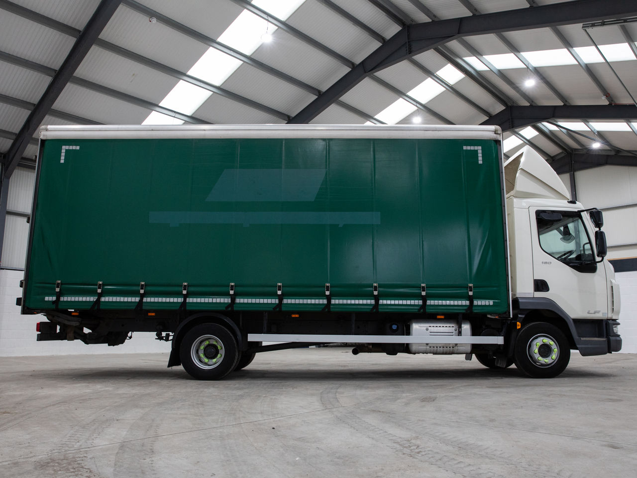 2022 DAF LF 180 Curtainsider for sale at MV Commercial