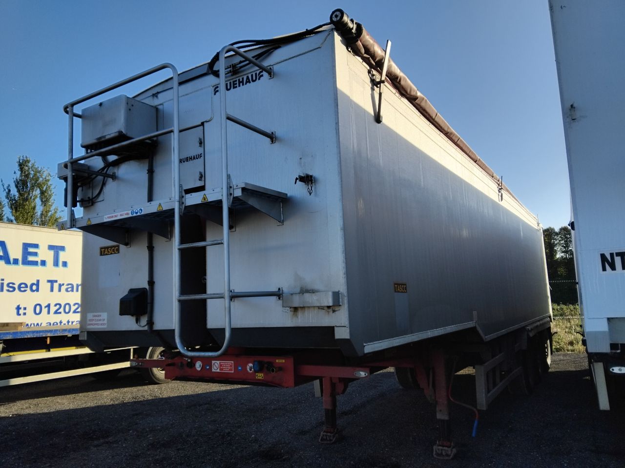 2020 FRUEHAUF Stepframe with pneumatic gate lock, remote sheet and weigher Trailers for sale at MV Commercial