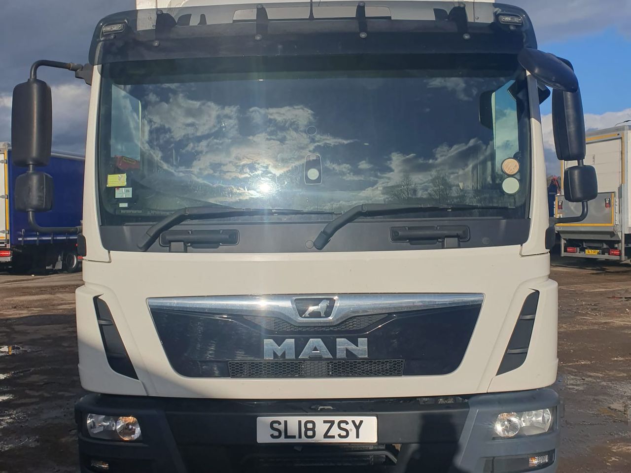 2018 MAN TGL 10.190 Curtainsider for sale at MV Commercial