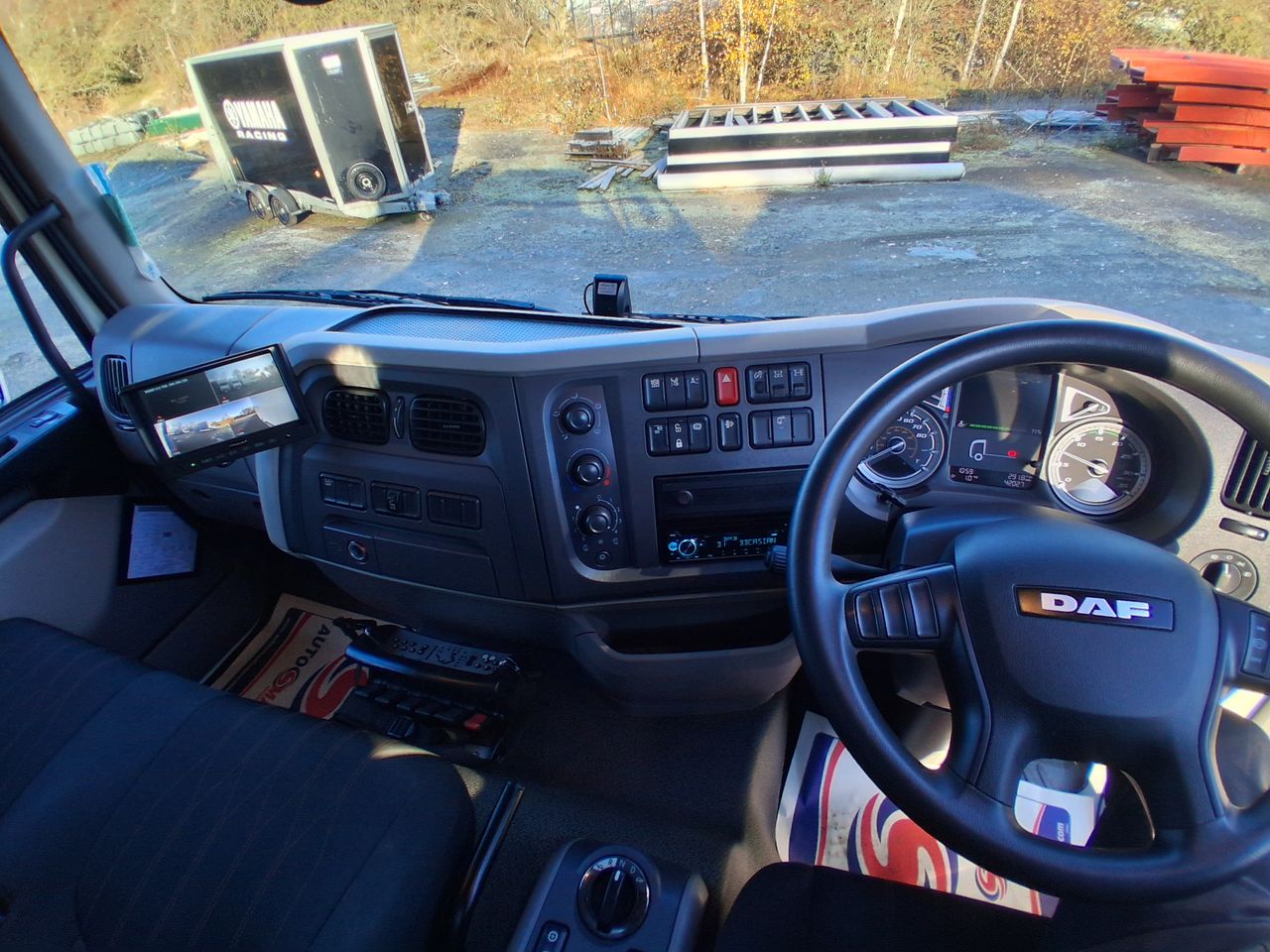 2024 DAF LF 290 Brick Grabs for sale at MV Commercial