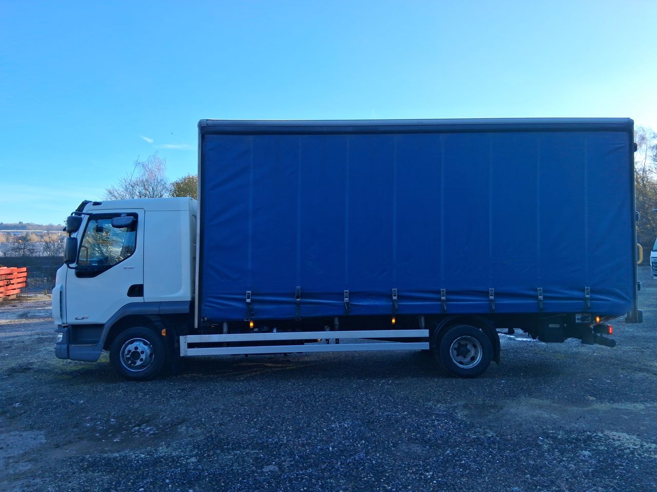 2021 DAF LF 220 Curtainsider for sale at MV Commercial