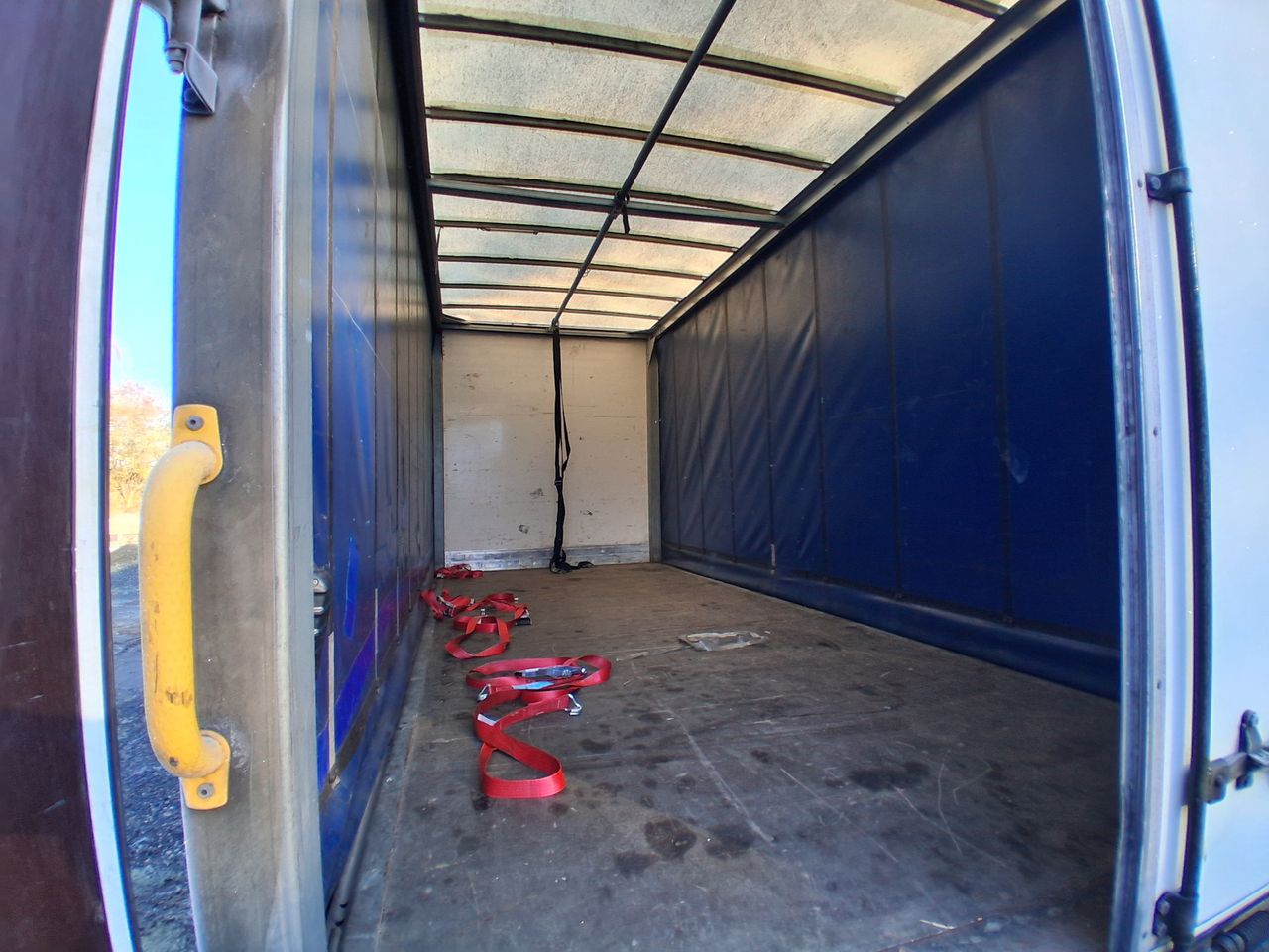 2021 DAF LF 220 Curtainsider for sale at MV Commercial