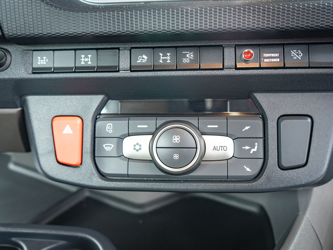  DAF FAD XD450 Construction Hook Loader for sale at MV Commercial