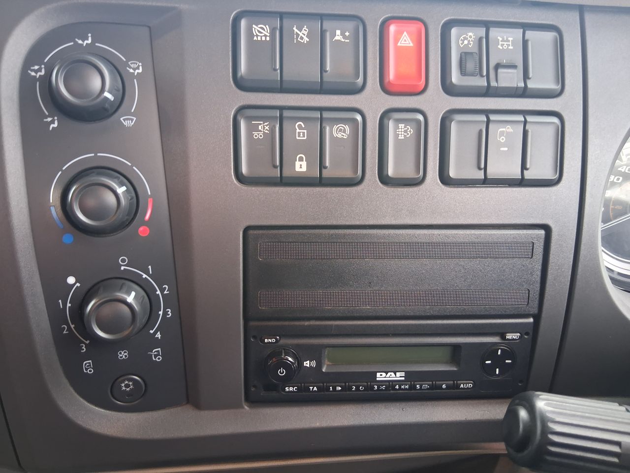 2020 DAF LF 290 Dropside for sale at MV Commercial