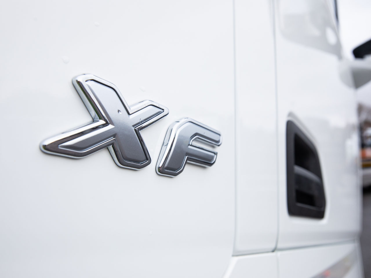  DAF XF 530 Cheesewedge for sale at MV Commercial