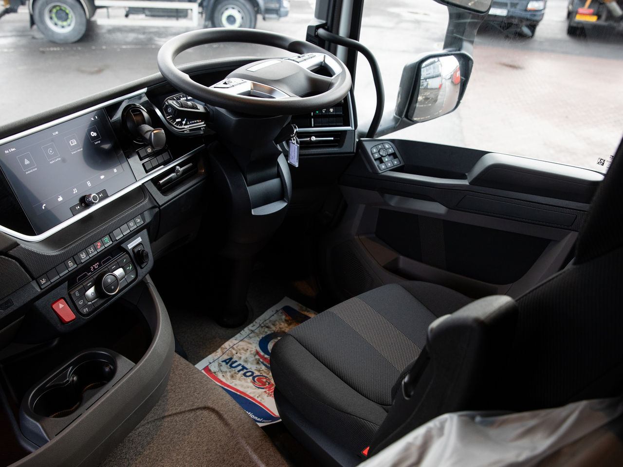  DAF XF 530 Cheesewedge for sale at MV Commercial