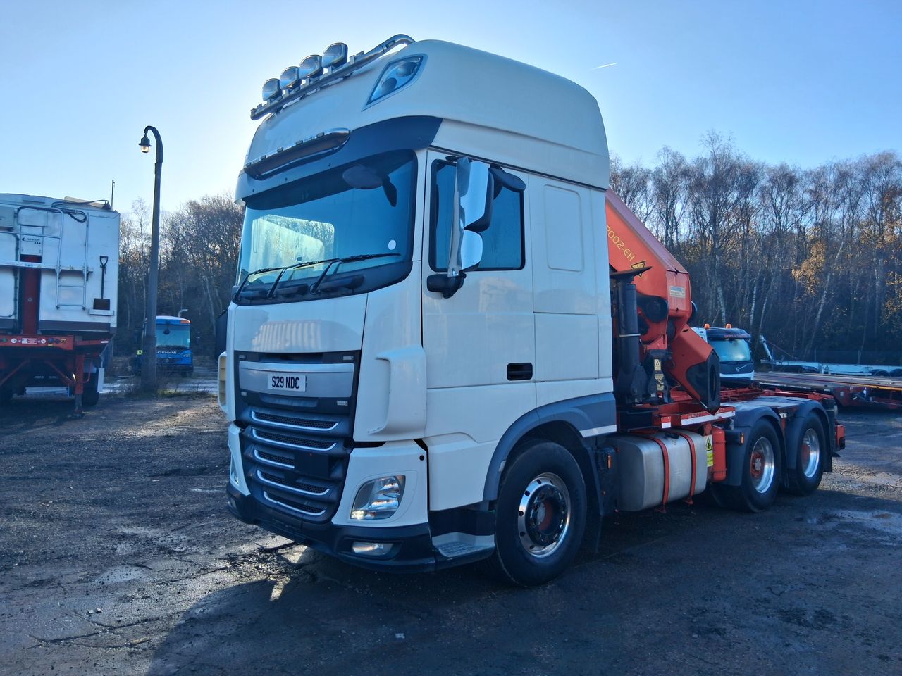Ready to go DAF XF 510, Tractor Unit, 510, 44 Tonne, Super Space Cab, Manual, Reversing Camera, Double Bunk, Crane Pads and Carriers, Work Light , Kelsa Hi-Bar, , Palfinger, - | for sale at MV Commercial, the UKs leading Truck, Trailers and Van supplier. (S29NDC 980027)