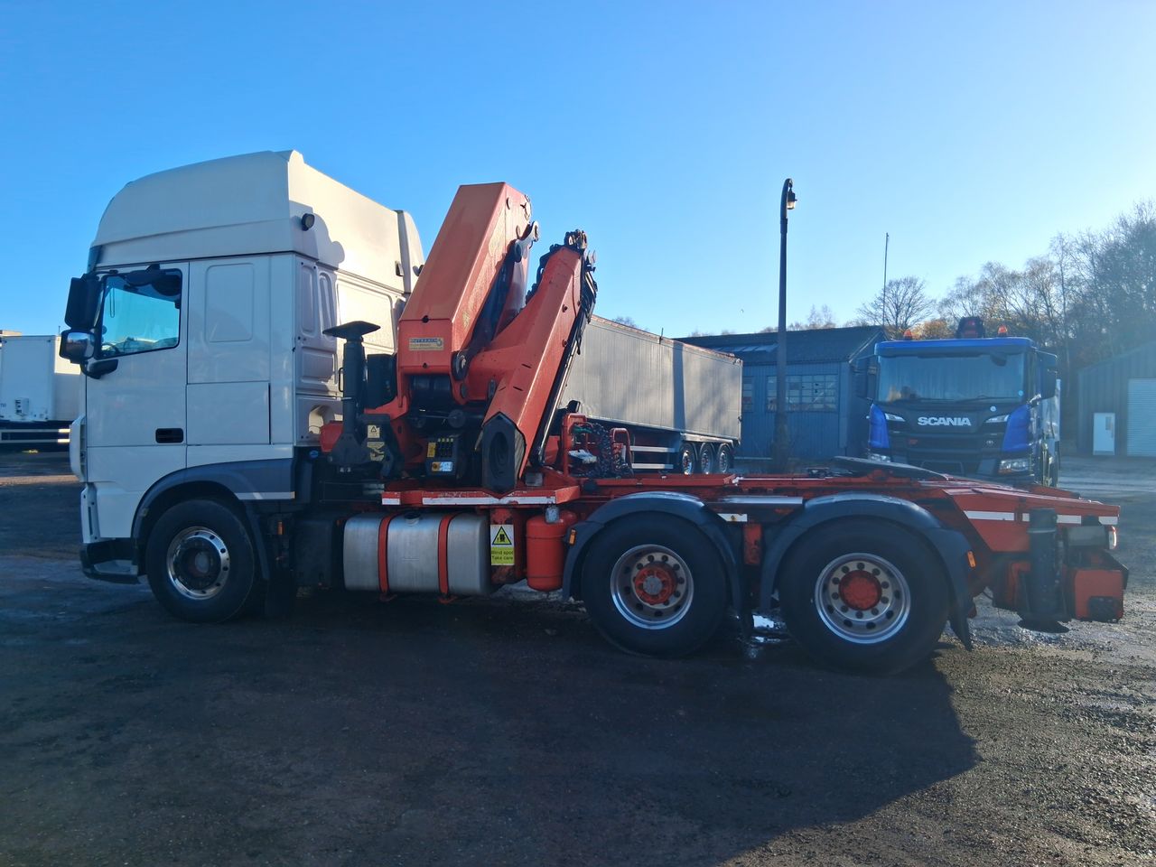 Ready to go DAF XF 510, Tractor Unit, 510, 44 Tonne, Super Space Cab, Manual, Reversing Camera, Double Bunk, Crane Pads and Carriers, Work Light , Kelsa Hi-Bar, , Palfinger, - | for sale at MV Commercial, the UKs leading Truck, Trailers and Van supplier. (S29NDC 980028)