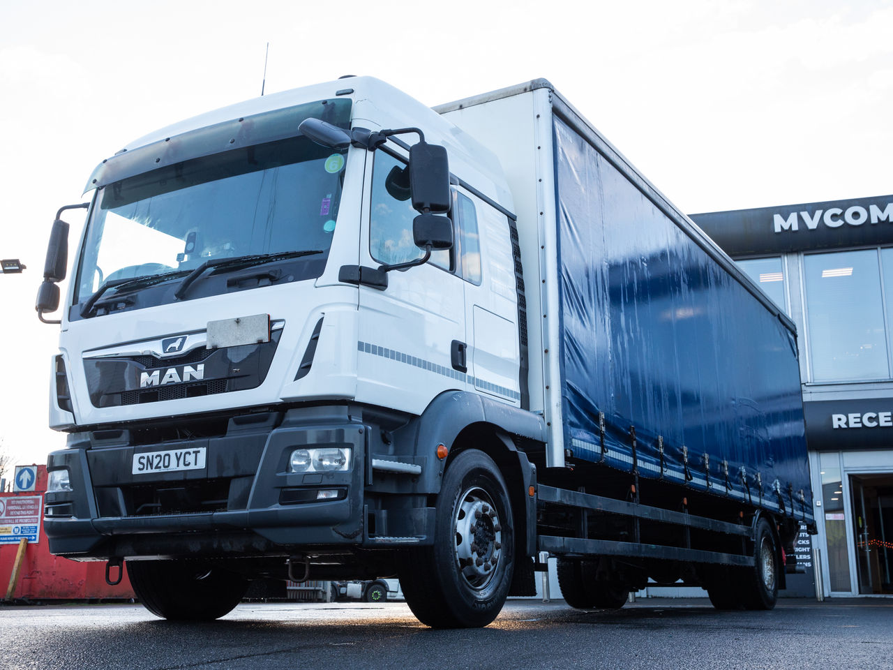 2020 MAN TGM 18.290 Curtainsider for sale at MV Commercial