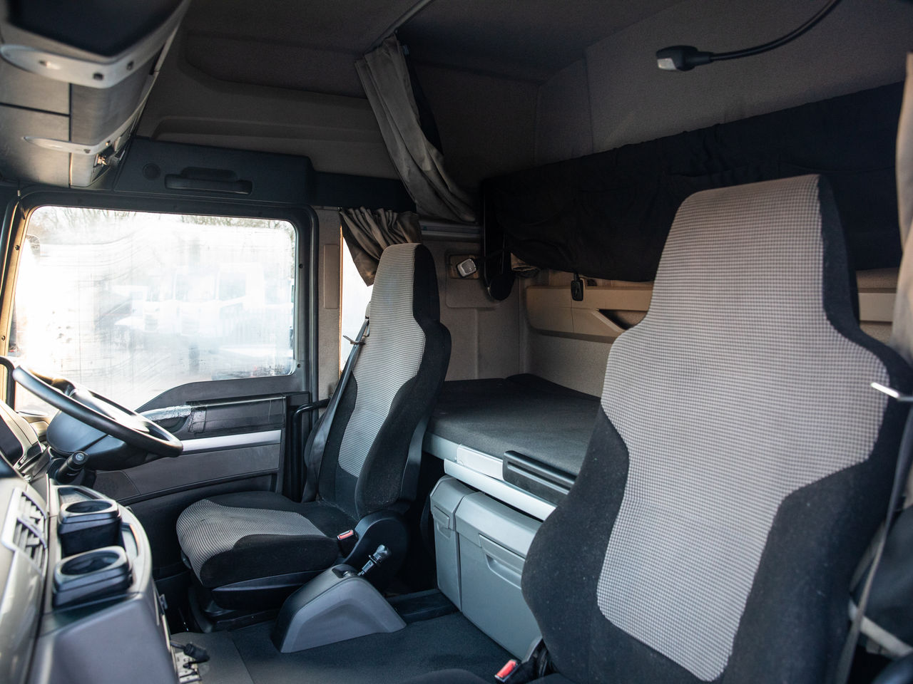 2020 MAN TGM 18.290 Curtainsider for sale at MV Commercial