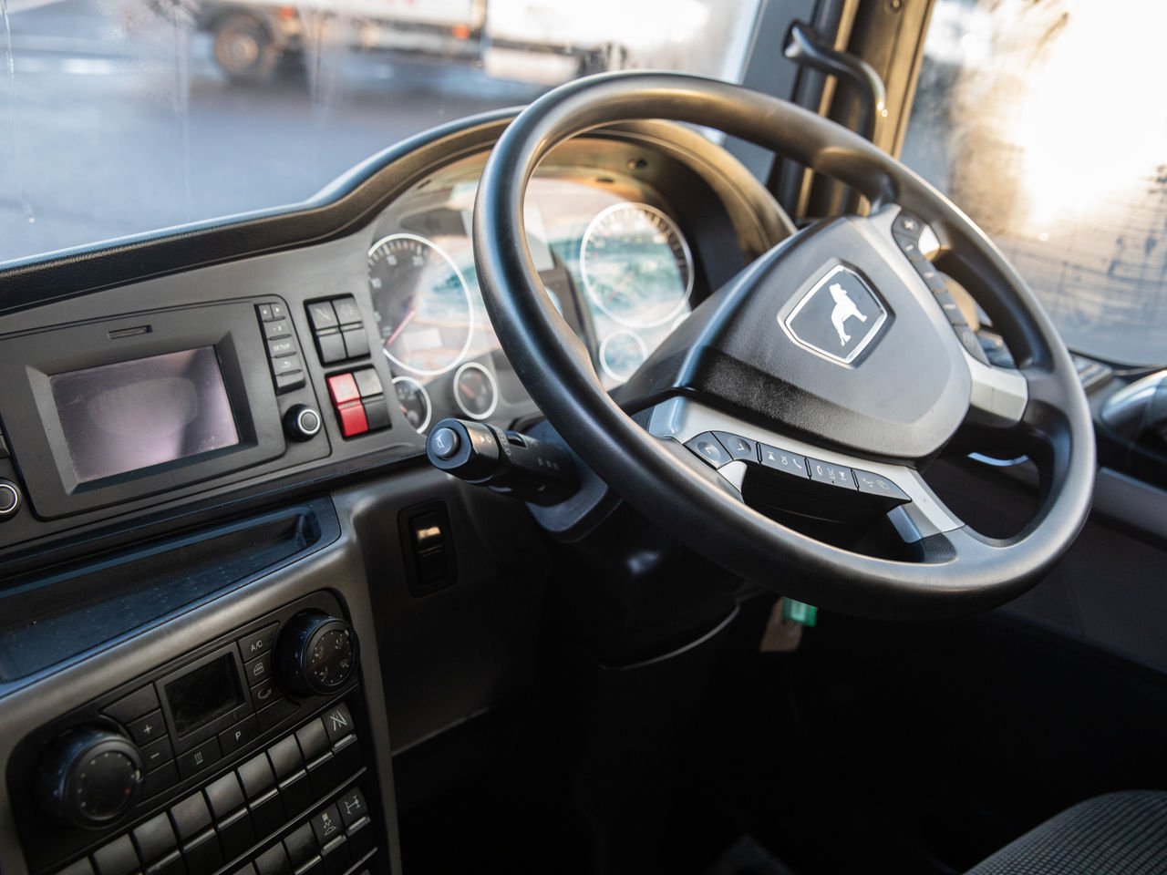 2020 MAN TGM 18.290 Curtainsider for sale at MV Commercial