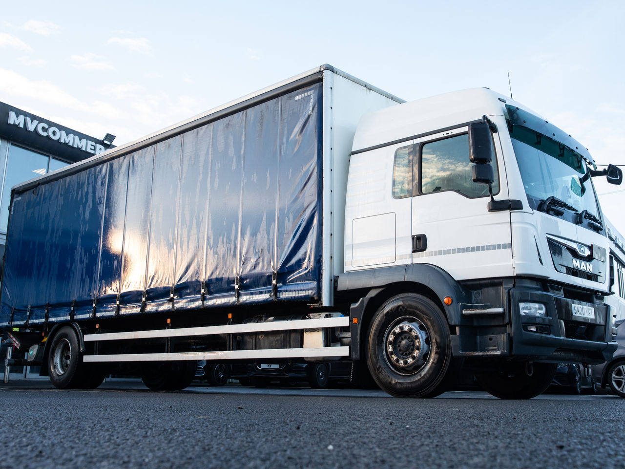 2020 MAN TGM 18.290 Curtainsider for sale at MV Commercial